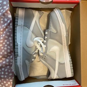 Dunk Low GS 'Pure Platinum' – Size us 5.0 youth US 5 Y (US 6.5 W)